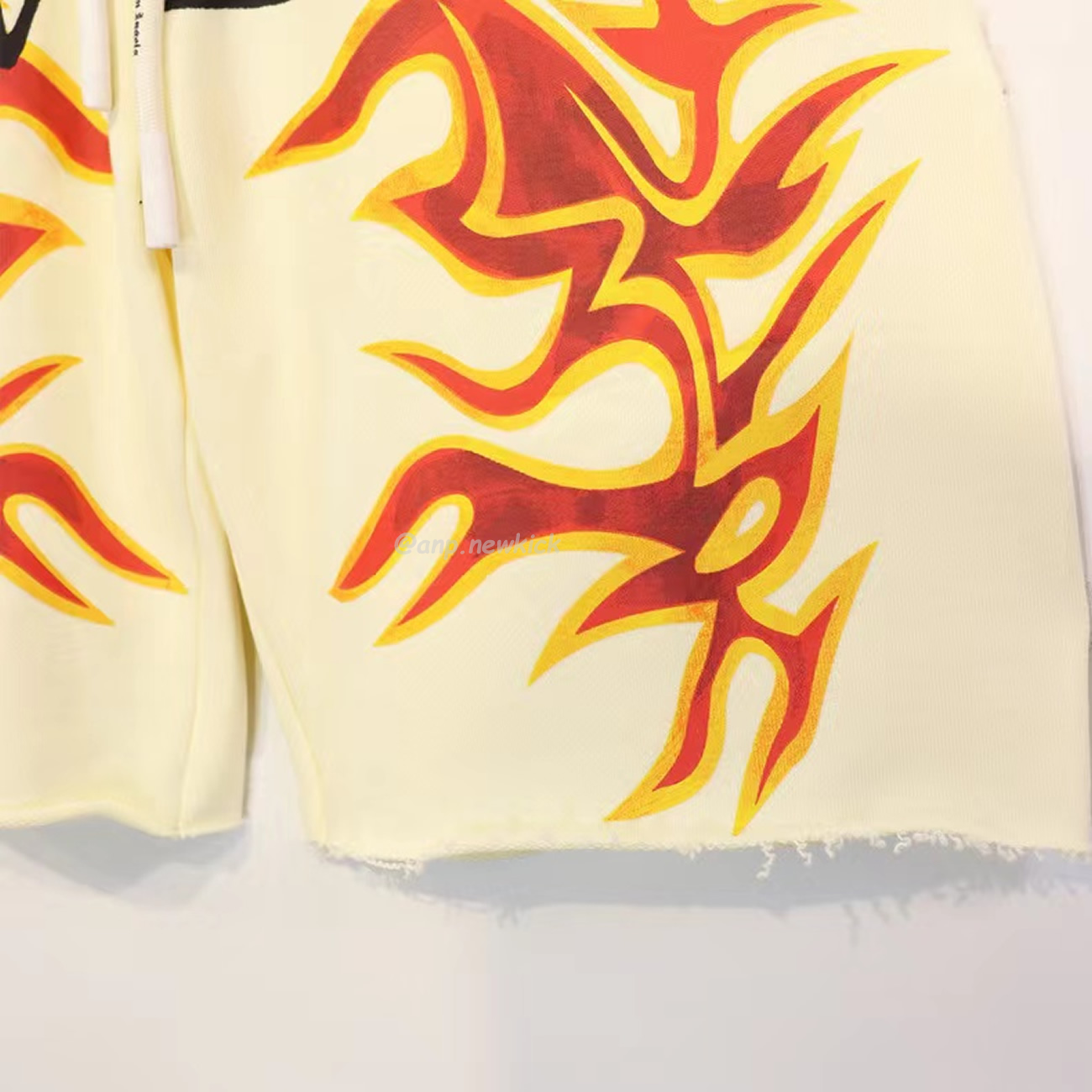 Palm Angels Graffiti Flame T Shirt Shorts Black White (2) - newkick.app